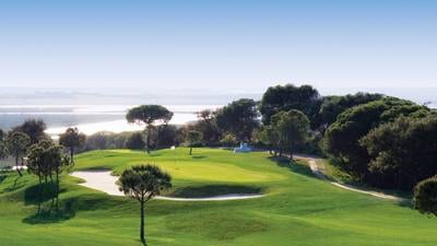 Golf con vistas al Atlántico: campos imprescindibles